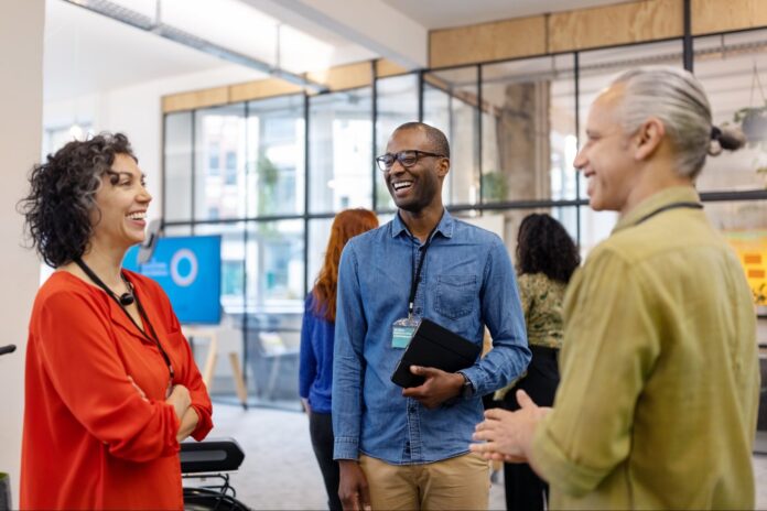 5 Tips To Networking at Conferences as an Introvert