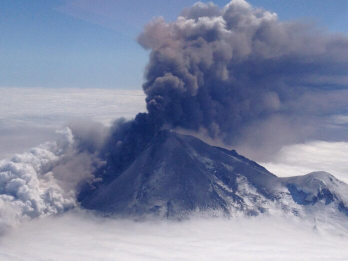 Cordilleran Ice Sheet Retreat Caused Volcanic Eruptions, Deoxygenation Events 10,000 Years Ago