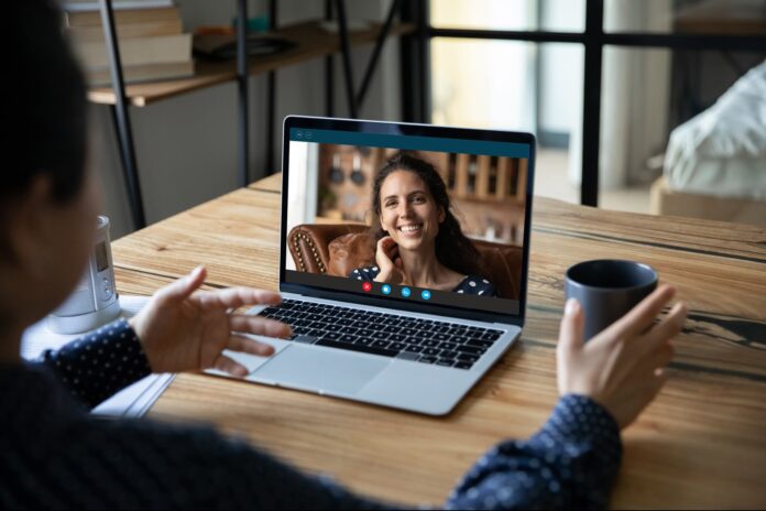 Open vs. Anonymous Feedback — How to Effectively Collect Employee Feedback
