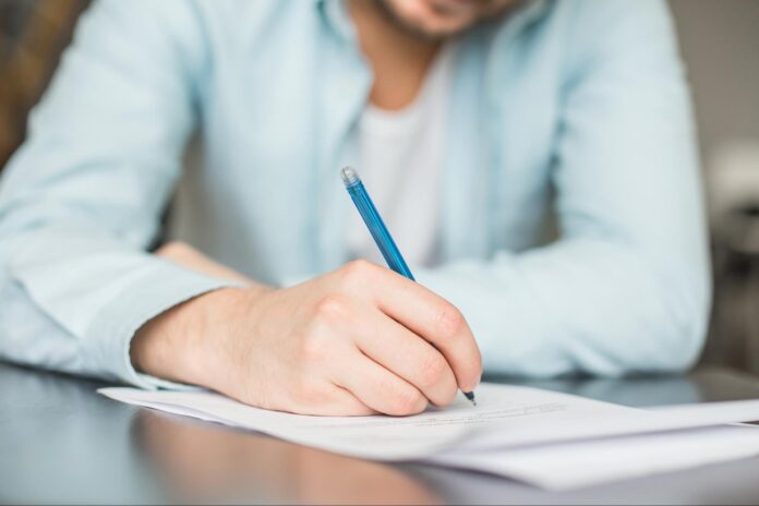 How to Write a Two Weeks Notice Letter