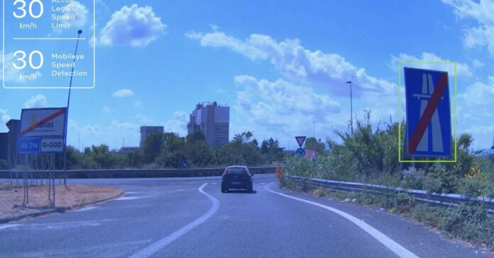 Mobileye’s new vision-only system reads the speed limit signs for you