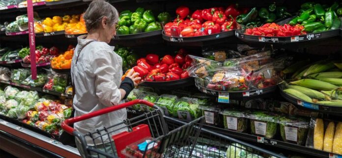 Federal Reserve's Preferred Inflation Gauge Shows Price Pressures Continuing to Cool