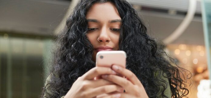 Survey: Gen Z and Millennials Want Better Options From Small Business Sales Site