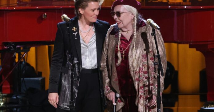 Joni Mitchell is back on Spotify just like Neil Young — because Joe Rogan isn’t going anywhere