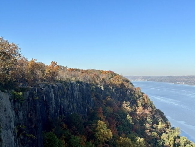 Palisades and Hudson near LDEO (Andrew Fagerheim, Columbia Engineering)
