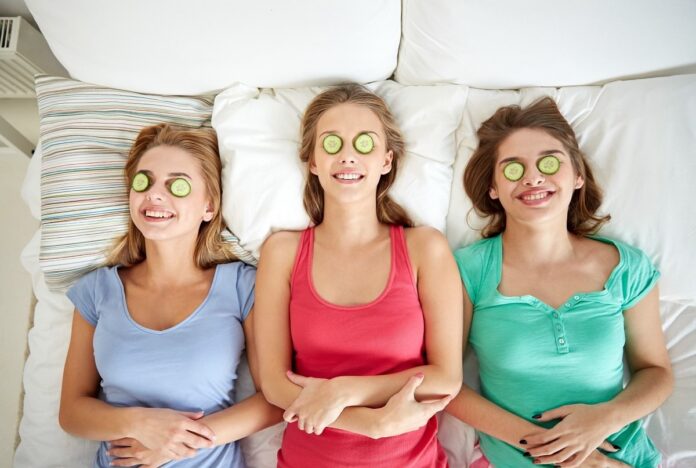Relax to the Max With an At-Home Eco-Responsible Spa Day