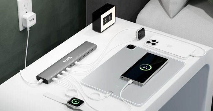 Plugable’s new 10-port USB-C hub is exactly the overkill my nightstand needs